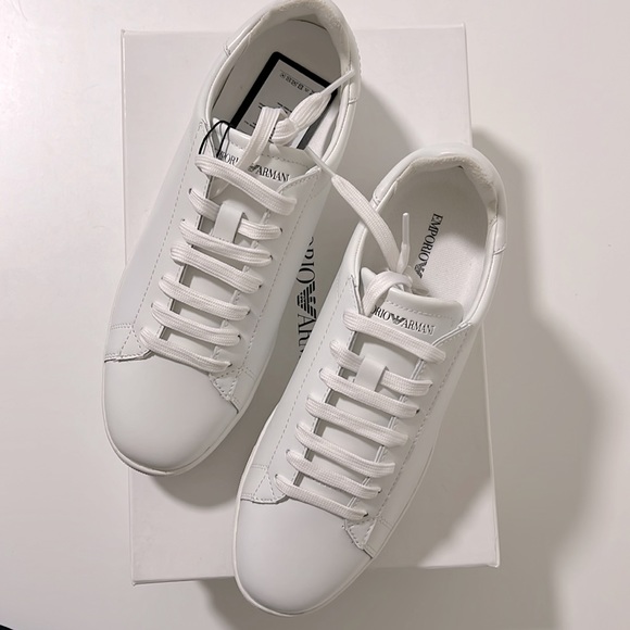 NWT NIB new Emporio Armani Supple leather white sneakers w/ signature EU 39 US 9 - Picture 3 of 14